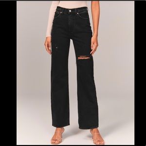 Abercrombie Black 90’s Relaxed High Waisted Jeans